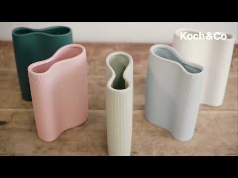 Discover our range of Matte Ceramic Cyprus Muse Vases!