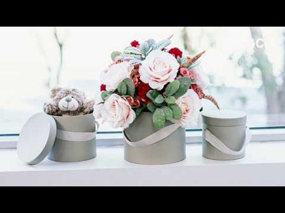 How to use containers in Hat Boxes to make them waterproof