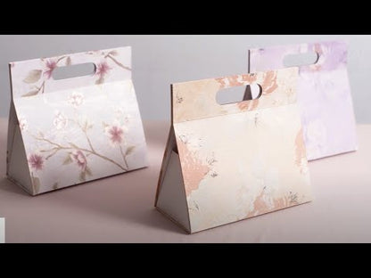 Discover our Magnetic Hamper Gift Handbags