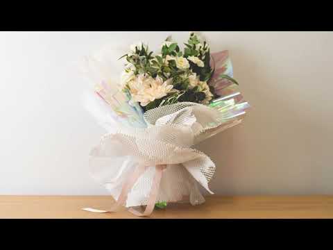 Watch & Learn How to make a Bouquet with Honeycomb Sheets