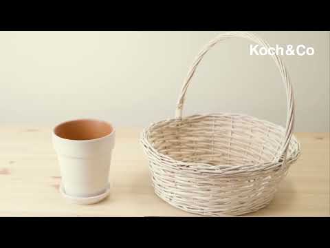 Watch & Learn How to Colour-Shift Ceramic & Woven Wicker with Koch & Co 'Matte White' Spray Paint