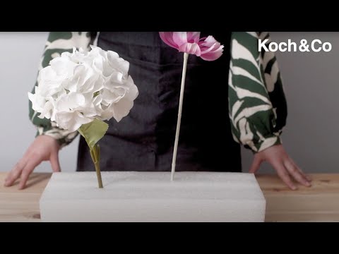 Discover FlexiFoam™ - a Floral Foam Alternative
