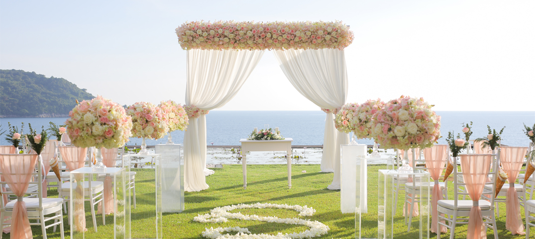 Managing Flowers For Outdoor Wedding And Events
