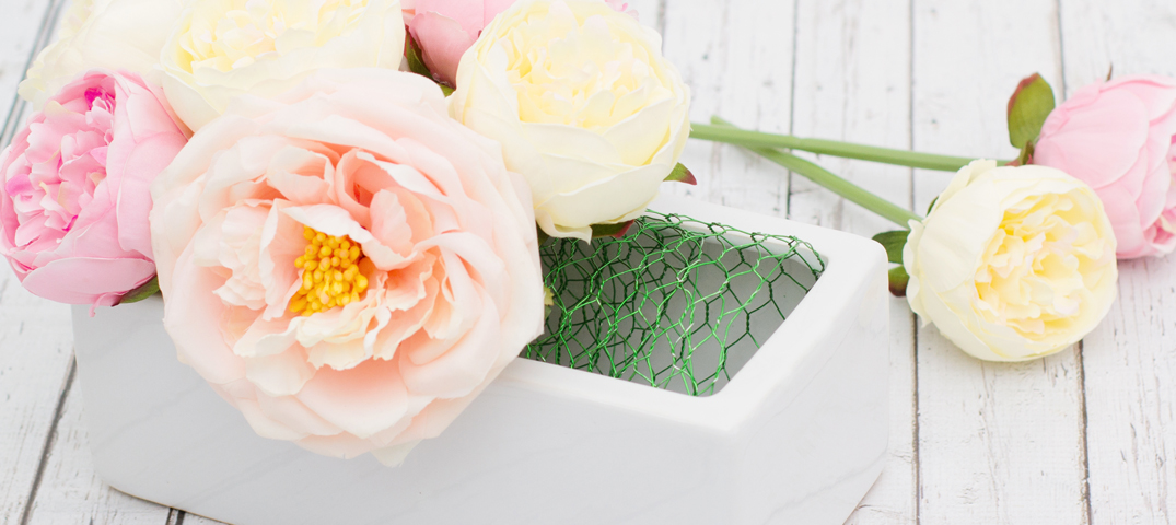 What are alternatives to floral foam?