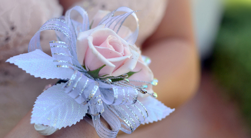 Beginner's Guide to Choosing A Flower Corsage