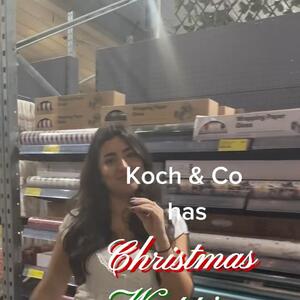 🎁 ’Tis the season to wrap it up! 🎀
 Wrap your Christmas gifts in style with Koch & Co’s luxurious range of festive wrapping, gift bags, ribbons, and pre-made bows.
 From glittery ribbons and plush velvet bows to patterned papers and charming tags, we’ve got everything you need to make your gift wrapping as beautiful as the gifts themselves.
 
Shop the full Christmas wrapping collection in-store or online now.
.
.
.
#Kochandco #Kochinspo #ChristmasStyling #GiftWrapping #RibbonLove #VelvetRibbon #FestiveBows #HamperMaking #ChristmasDecor #EventStyling #AussieFlorists #ShopKoch #ChristmasAtKoch