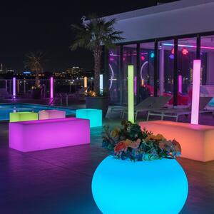 🌱💡 NEW IN | From retail pop-ups to living rooms, make every plant part of the show. 

Our 𝐋𝐄𝐃 𝐆𝐥𝐨𝐰 𝐏𝐥𝐚𝐧𝐭𝐞𝐫𝐬 bring atmosphere and style with remote-controlled lighting and vibrant RGB effects — perfect for creating mood, framing displays or adding wow-factor to your space. This range is durable and weather-ready for both indoor and outdoor moments.

𝐒𝐡𝐨𝐩 𝐭𝐡𝐞 𝐫𝐚𝐧𝐠𝐞 𝐢𝐧-𝐬𝐭𝐨𝐫𝐞 & 𝐨𝐧𝐥𝐢𝐧𝐞 𝐯𝐢𝐚 𝐭𝐡𝐞 𝐥𝐢𝐧𝐤 𝐢𝐧 𝐨𝐮𝐫 𝐛𝐢𝐨. 
.
.
.
#KochAndCo #Koch #LEDPlanters #PlantDecor #LightingDesign #IndoorGarden #OutdoorStyle #PlantLovers #EventStyling #VisualMerchandising #HomeAndGarden