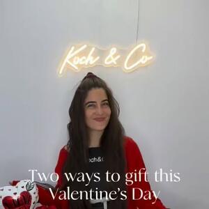 🎁 Elevate your gift-giving this Valentine’s Day! ✨
 
Whether you’re designing gifts for your business or curating something special at home, presentation matters!
 
Our I ❤️ U Rose Boxes with Foam Insert (white or black) are perfect for fresh or preserved roses, chocolates, jewellery, and floral designs with neat stem support.
 
Also, our Deluxe Hat Gift Boxes with Gold Foil Roses (Set of 2, also in black) add instant elegance, ideal for layered gifting, custom hampers, or luxe retail displays.
 
Shop for all your gifting needs in-store or online now.
.
.
.
#KochAndCo #GiftPackaging #LuxuryUnboxing #GiftBoxIdeas #ValentinesPackaging