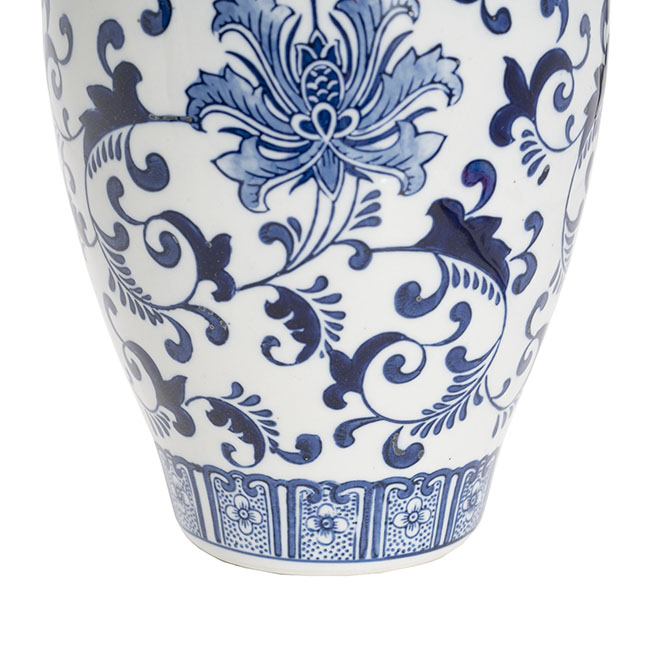 Long Neck Orient Porcelain Jar Large Blue & White (18×32cmH)