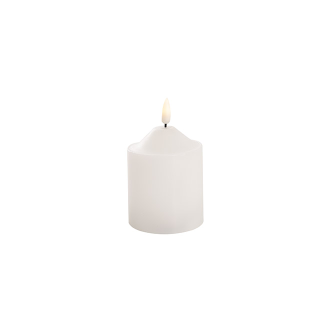 Wax LED Trueflame Flickering Pillar Candle White (7.5X10cmH)