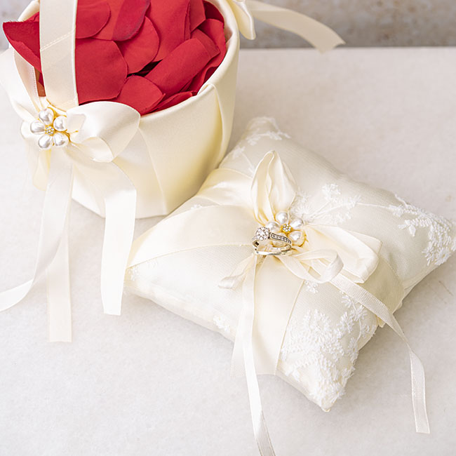 Wedding Ring Cushion Lace with Brooch Cream (15x15cmH)