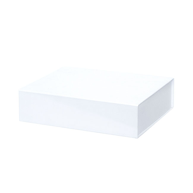 Gourmet Gift Box Magnetic Flap Medium White (32x24x9cmH)