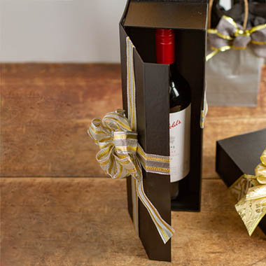  - Magnetic Wine Box
