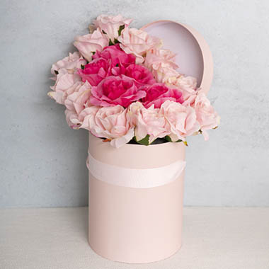  - Simply Pink Siena Roses in Hat Box