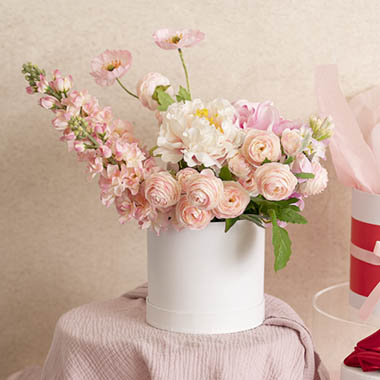 Pink Dream Hat Box Floral Arrangement