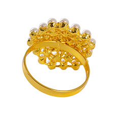 Pearl Flower Napkin Ring Gold (4cmD)