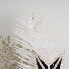 Long Feather Glitter Leaf Pearl White (140cmH)