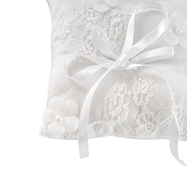 Wedding Ring Cushion Lace White (15x15cmH)