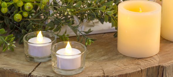 How to decorate flameless candles for dinner parties on your table.